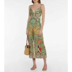 Aquazzura Seastar Suede Thong Sandals